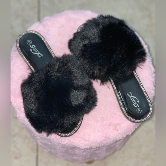 Women’s sandals & wedges - Picture 3 of 6